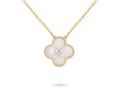 [LUXE]CLOVER 15MM CHRISTMAS LIMITED EDITION SINGLE FLOWER NECKLACE