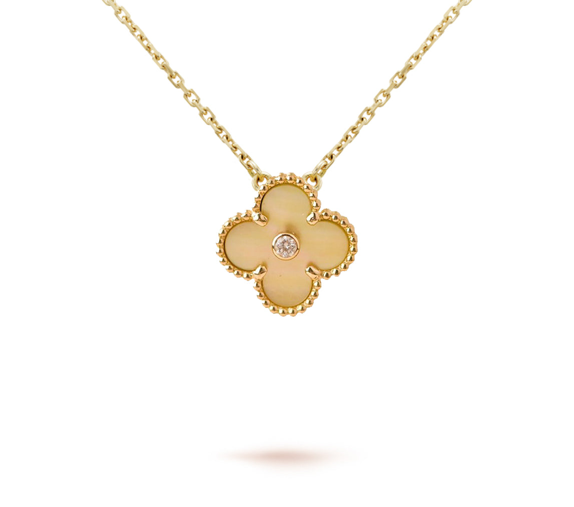 [LUXE]CLOVER 15MM CHRISTMAS LIMITED EDITION SINGLE FLOWER NECKLACE