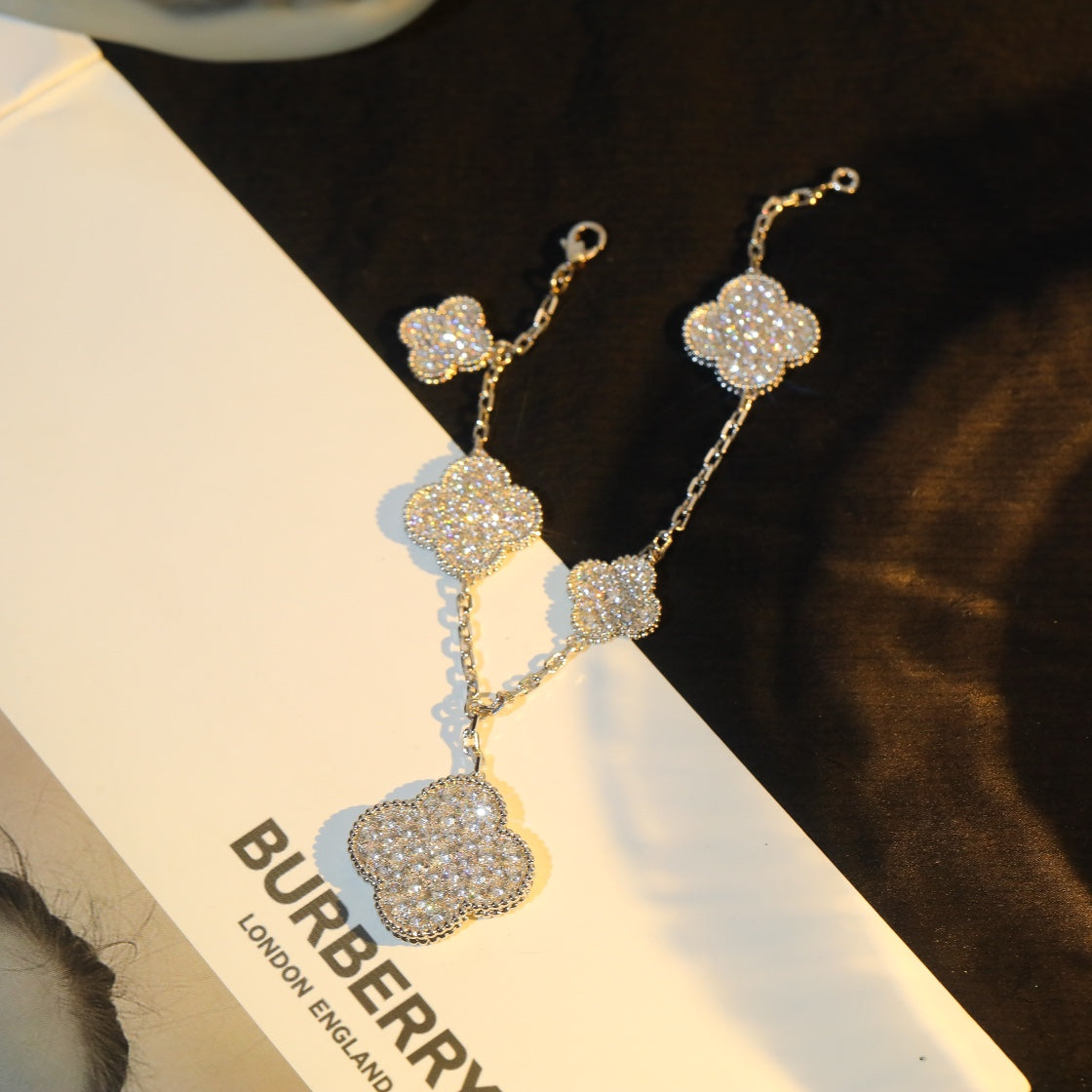 [RAFFINE]CLOVER BRACELET 5 MOTIF SILVER DIAMOND PAVED