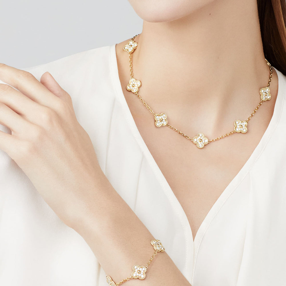 [RAFFINE]CLOVER 10 MOTIFS DIAMOND NECKLACE