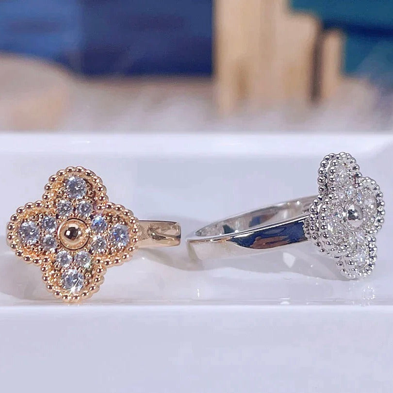 [RAFFINE]CLOVER DIAMOND RING