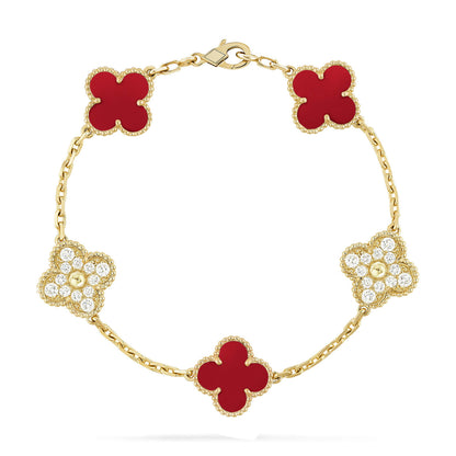 [RAFFINE] PULSERA DE DIAMANTES Y CORNALINA CON 5 MOTIVOS DE TRÉBOL