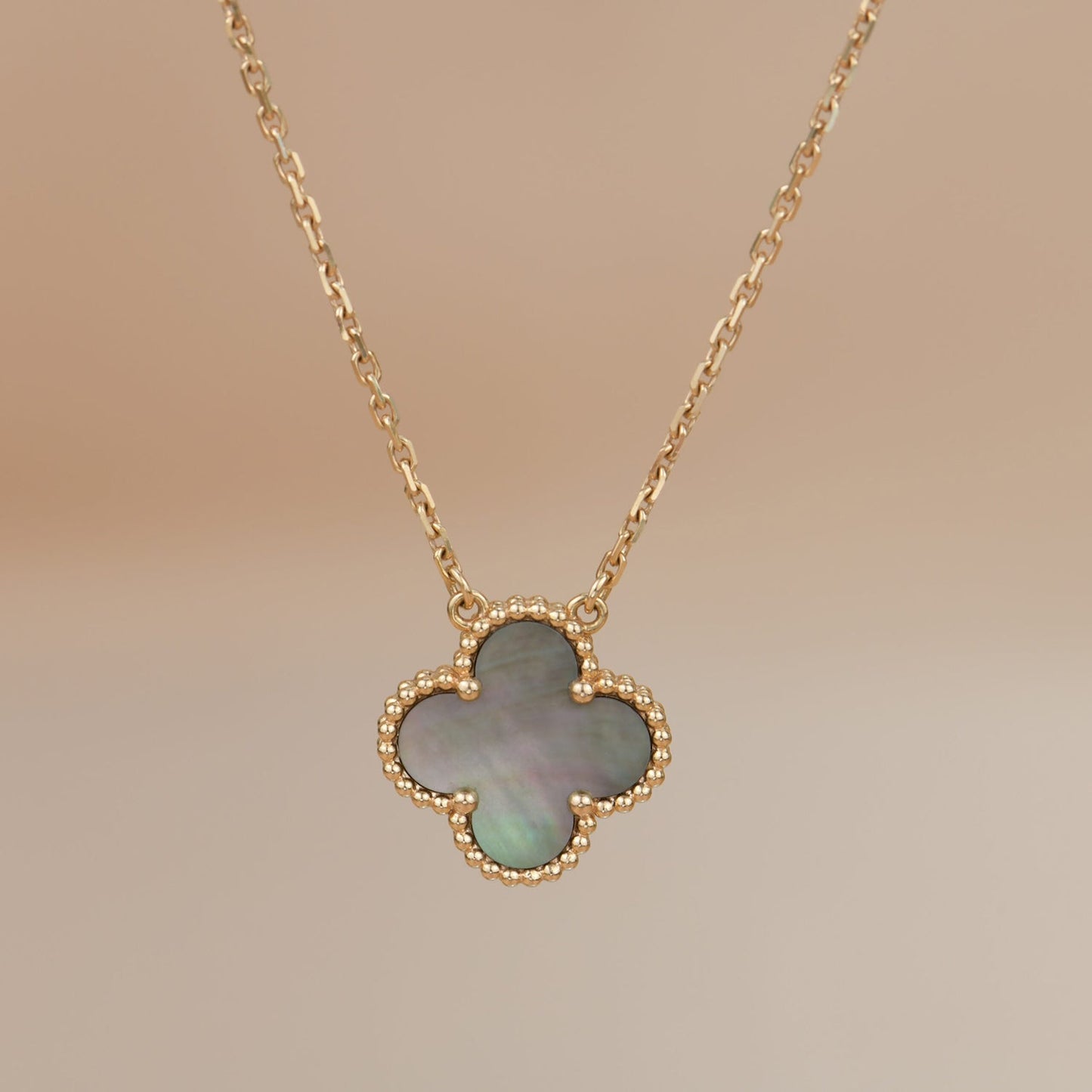 [RAFFINE]CLOVER 15MM  GRAY MOTHER OF PEARL NECKLACE
