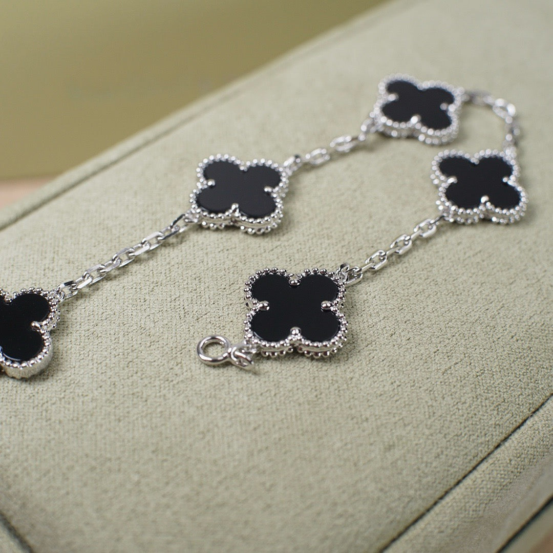 [RAFFINE]CLOVER 5 MOTIF ONYXS  BRACELET SILVER