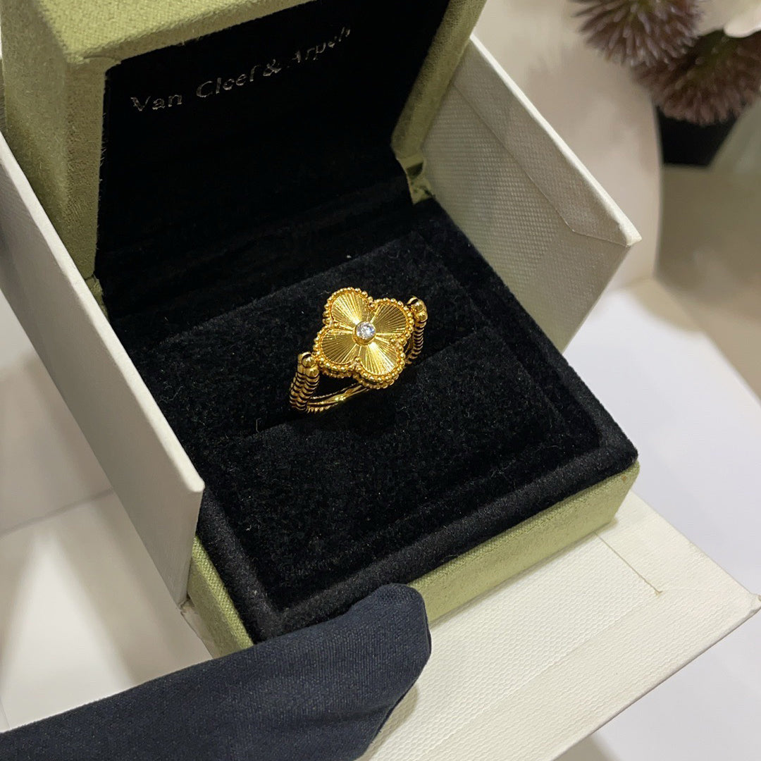 [RAFFINE]CLOVER RIVERSIBLE BLUE AGATE RING