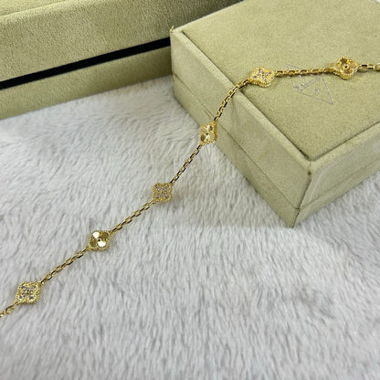 [RAFFINE]CLOVER 6 MOTIF DIAMOND LASER BRACELET