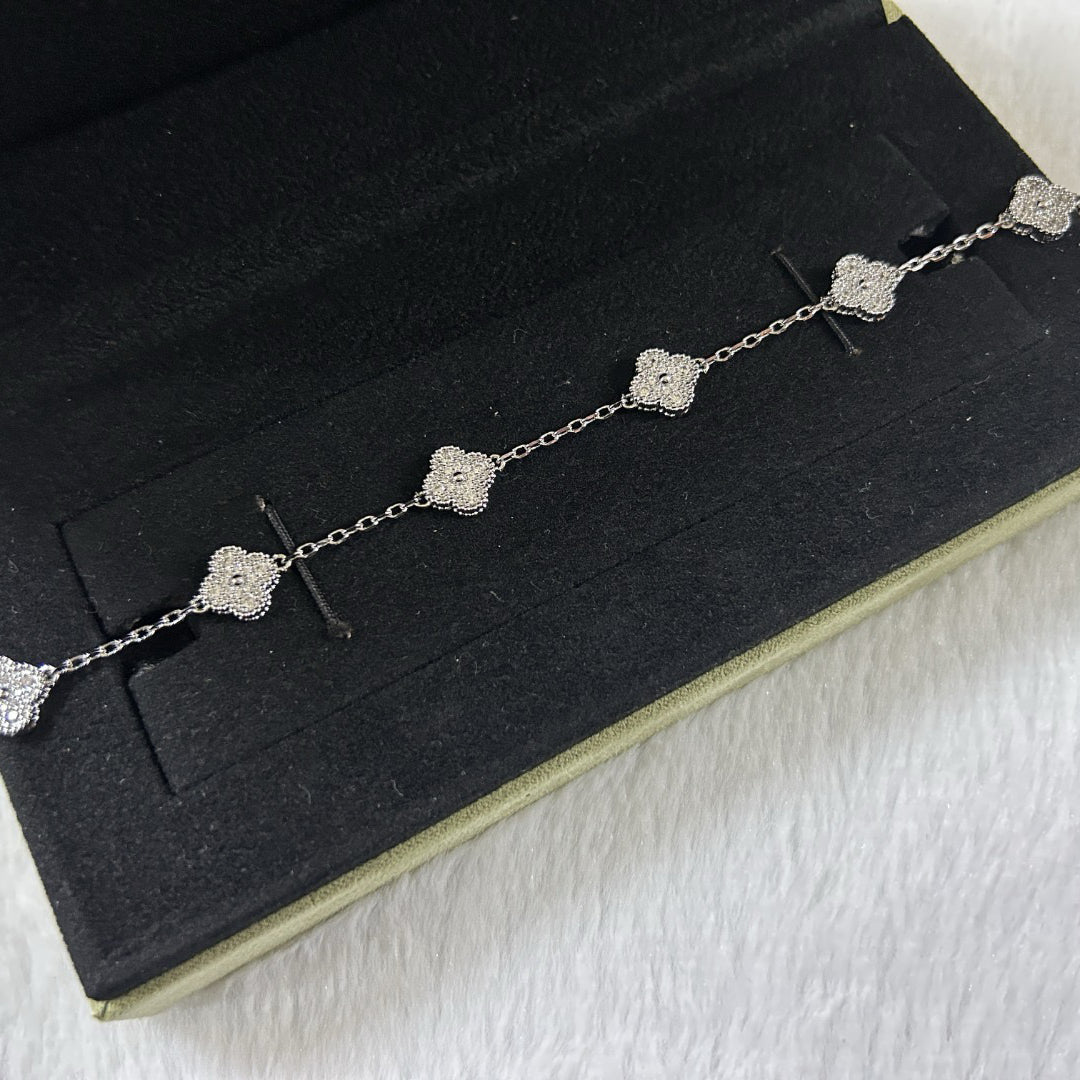 [RAFFINE]CLOVER 6 MOTIV DIAMANTENARMBAND