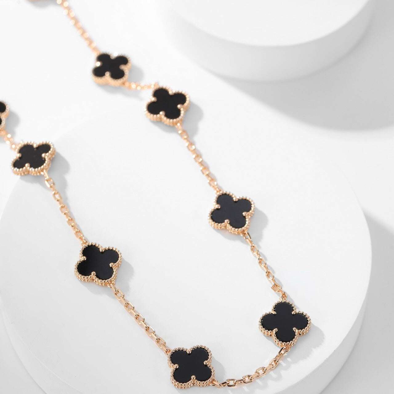 [RAFFINE]CLOVER 10 MOTIFS ONYX NECKLACE