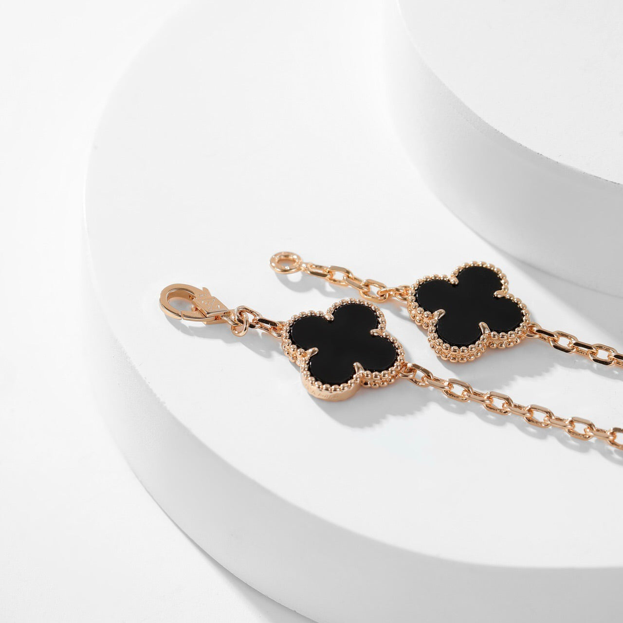 [RAFFINE]CLOVER 10 MOTIFS ONYX NECKLACE