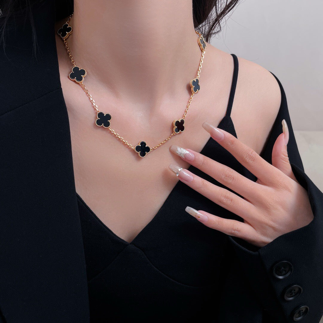 [RAFFINE]CLOVER 10 MOTIFS ONYX NECKLACE