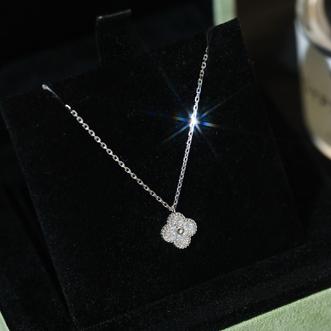 [RAFFINE]CLOVER MINI 9.5MM PENDANT DIAMOND NECKLACE