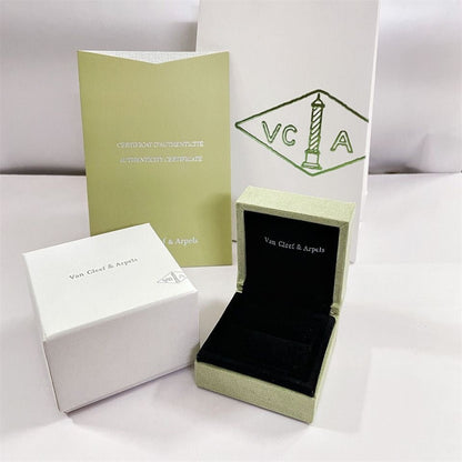 [RAFFINE]VA CLOVER BRACELET NECKLACE RING BOX GIFT BAG