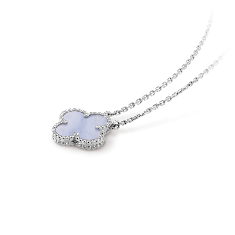 [RAFFINE]CLOVER 15MM BLUE CHALCEDONY NECKLACE SILVER
