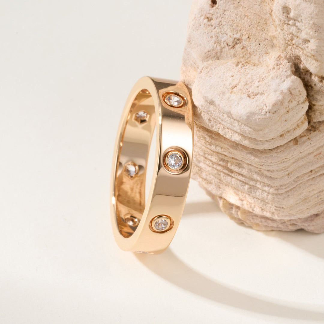[Raffine]LOVE 4MM 8 DIAMOND RING