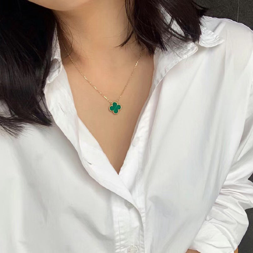 [RAFFINE]CLOVER 15MM MALACHITE SINGLE FLOWER  NECKLACE
