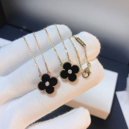 [RAFFINE]CLOVER 15MM DIAMOND ONYX NECKLACE