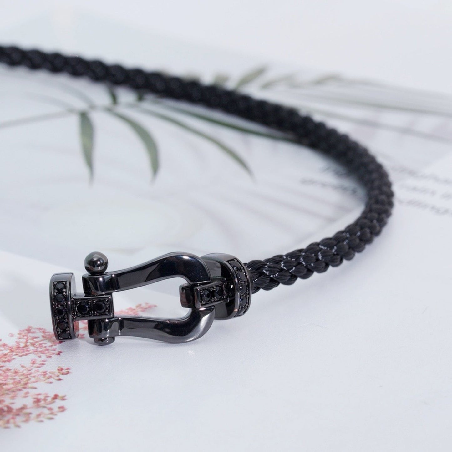 [Raffine]FORCE GROSSE SERIE HUFEISEN SCHWARZES SAMURAI-ARMBAND