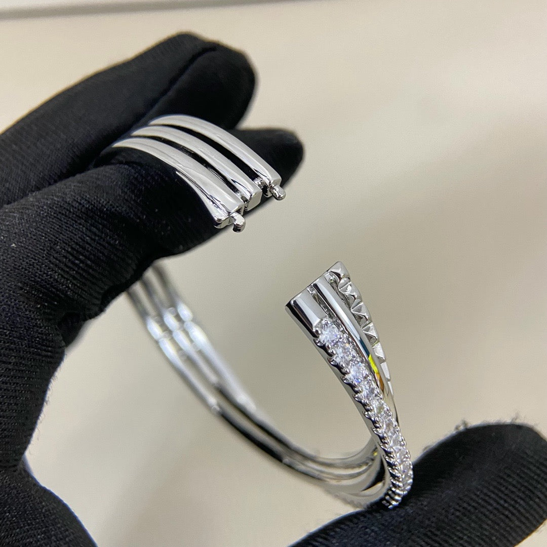 [Raffine]ETINCELLE HALF-PAVED DIAMOND BRACELET