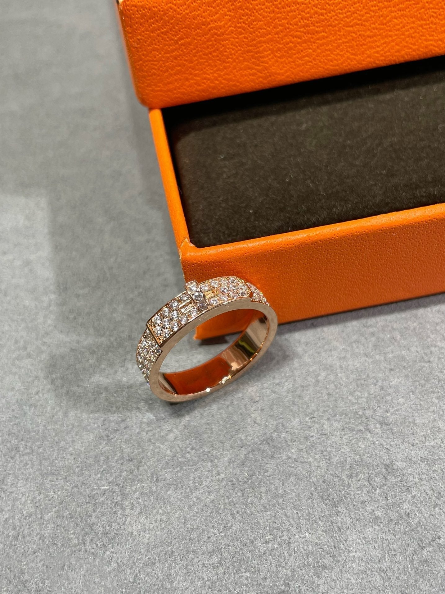 [RAFFINE] ANILLO KELLY DE ORO ROSA CON DIAMANTES