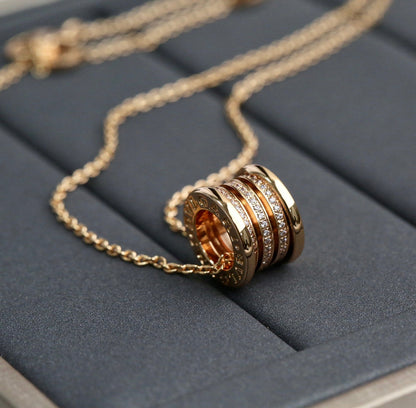 [RAFFINE]ZERO 1 COLLAR DE ORO ROSA CON DIAMANTES