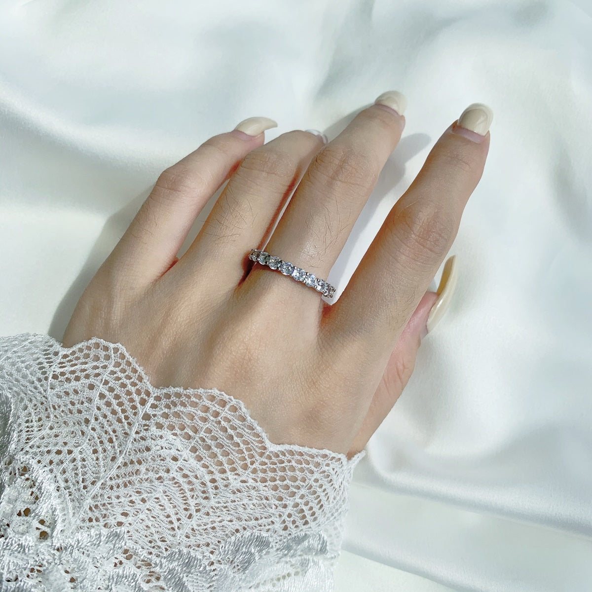 [RAFFINE]Sparkling Round Cut Tennis Ring