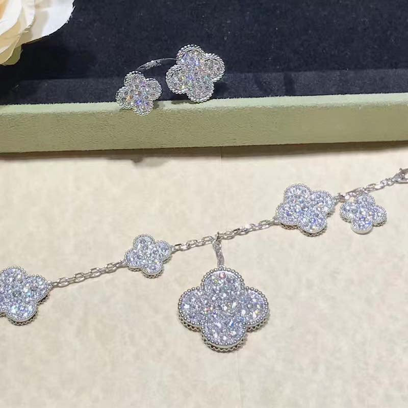 [RAFFINE]CLOVER 6 MOTIFS SILVER DIAMOND BRACELET
