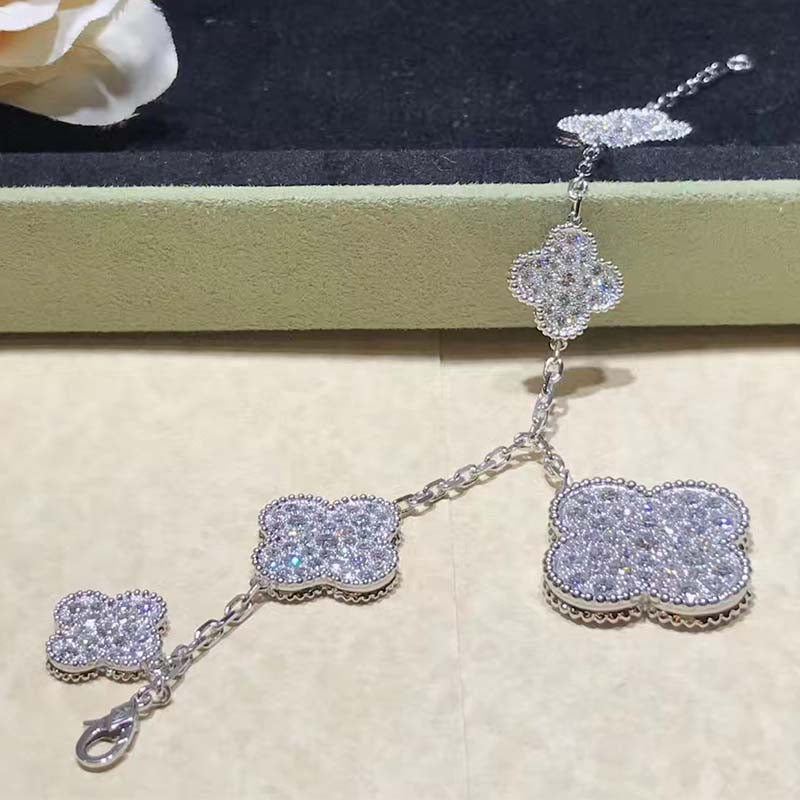 [RAFFINE]CLOVER 6 MOTIFS SILVER DIAMOND BRACELET