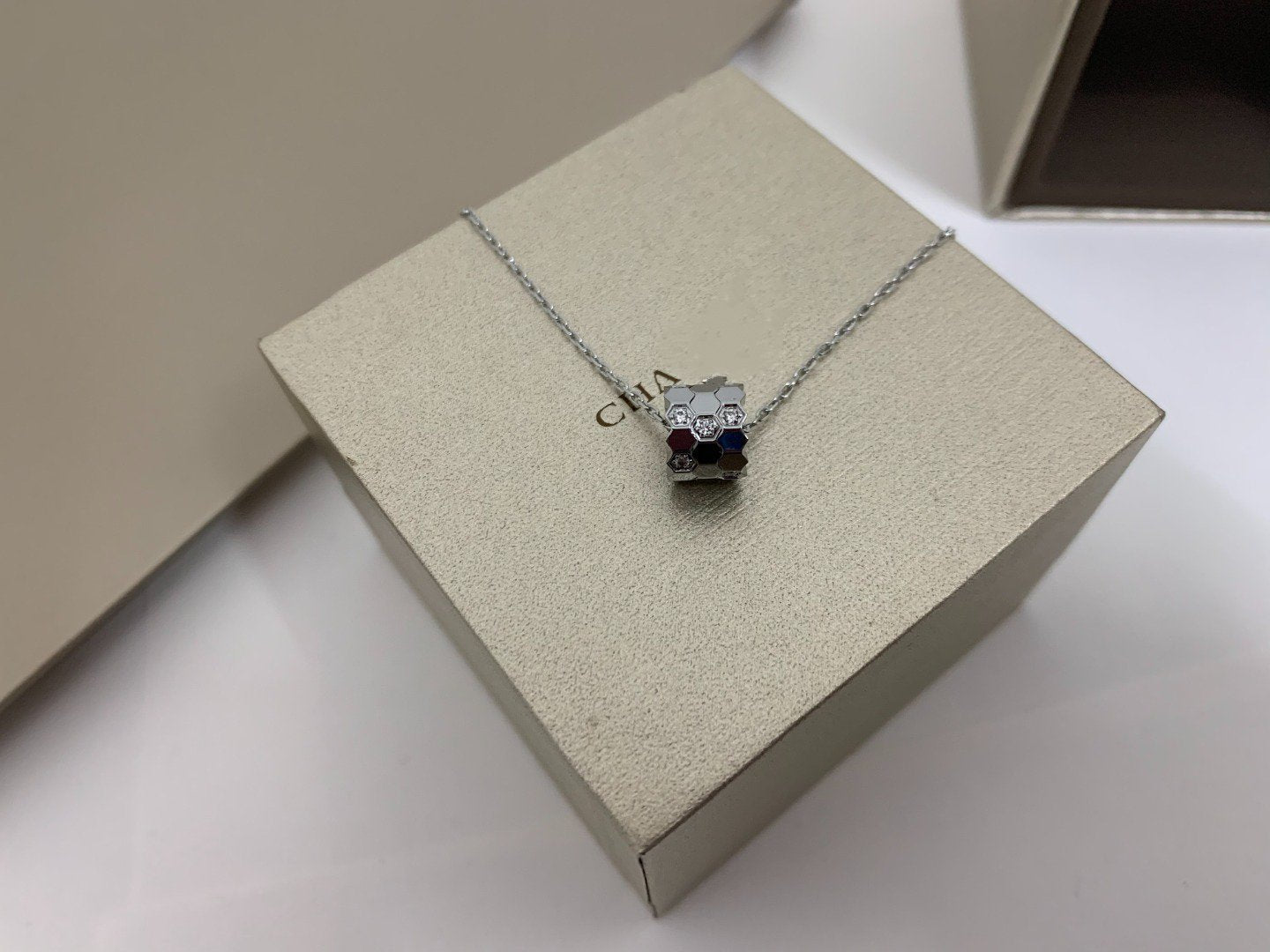 [Raffine] BEE LOVE DIAMANT-HALSKETTE