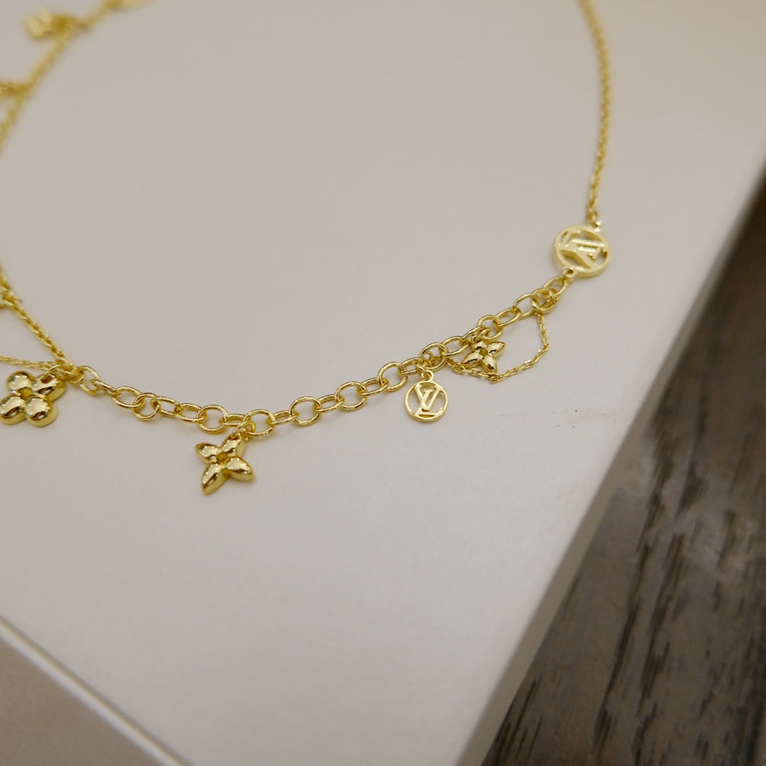 [Raffine]BLOOMING SUPPLE NECKLACE BRASS