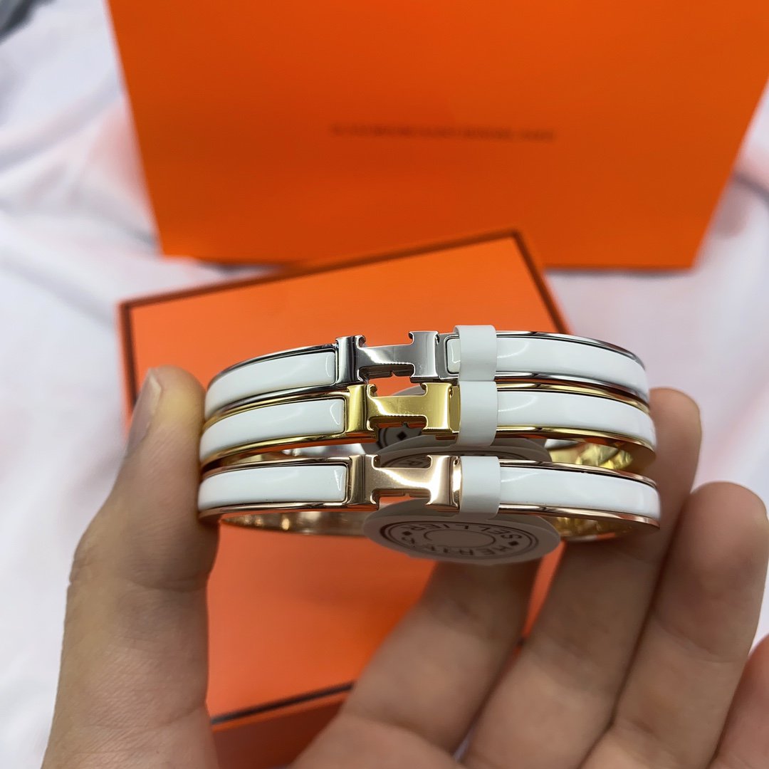 [RAFFINE]CLASSIC HM CLIC WHITE 8MM ENAMEL BRACELET