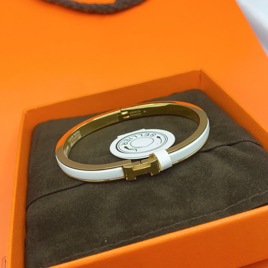 [RAFFINE]CLASSIC HM CLIC WHITE 8MM ENAMEL BRACELET