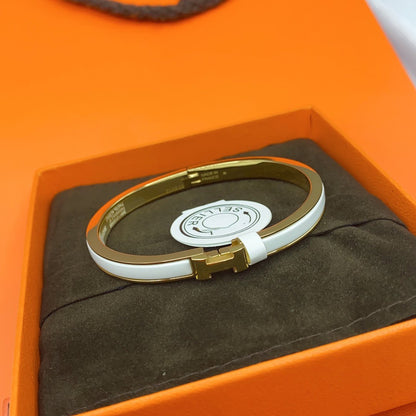 [RAFFINE]CLASSIC HM CLIC WHITE 8MM ENAMEL BRACELET