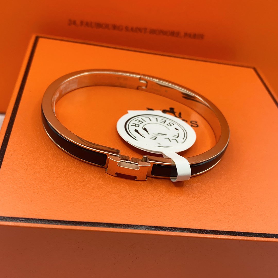 [RAFFINE]CLASSIC HM CLIC BLACK 8MM ENAMEL BRACELET