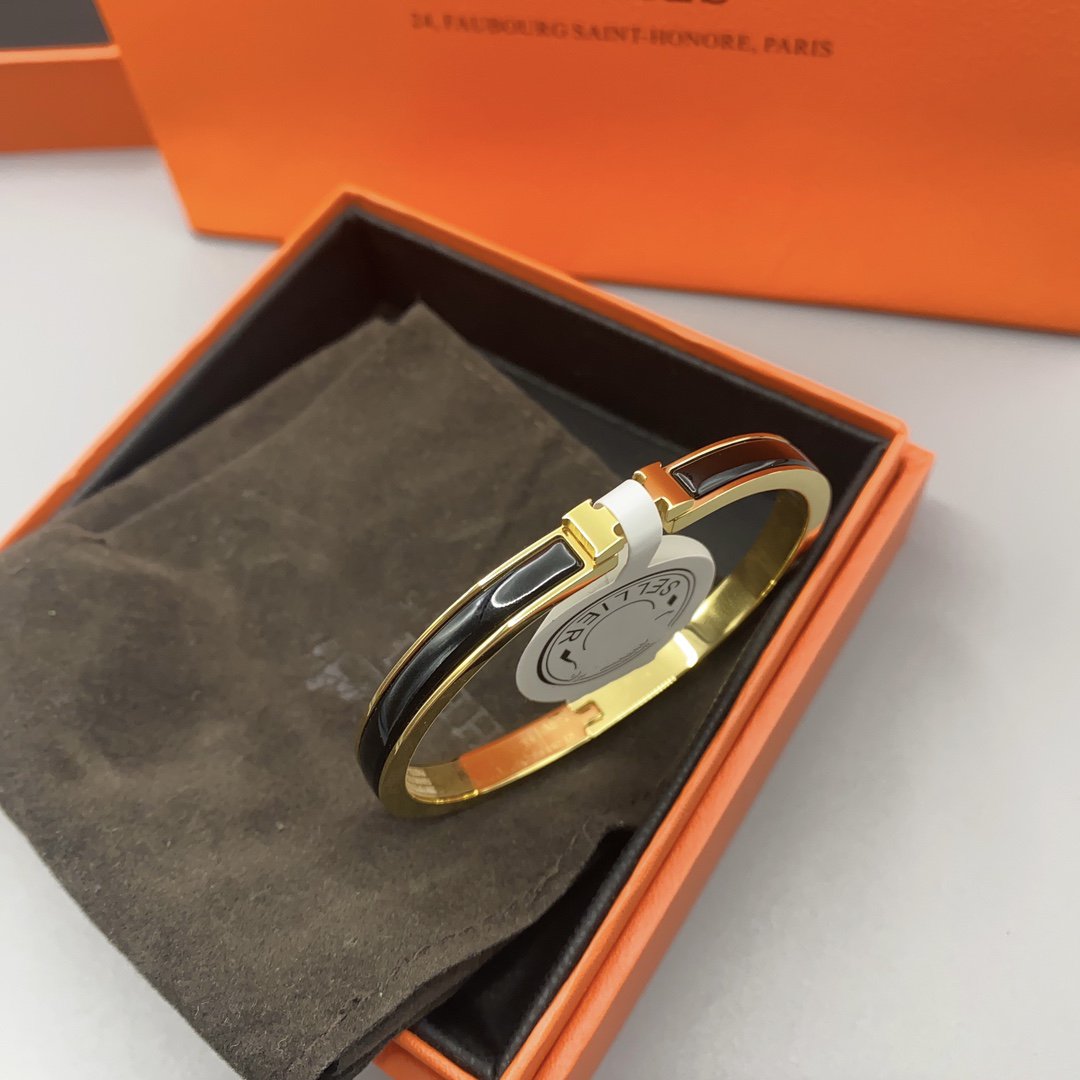 [RAFFINE]CLASSIC HM CLIC BLACK 8MM ENAMEL BRACELET