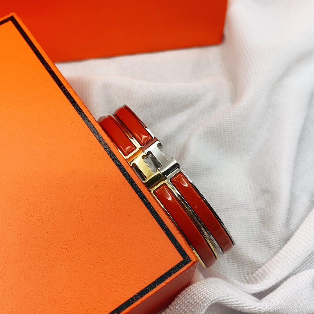[RAFFINE]CLASSIC HM CLIC RED 8MM ENAMEL BRACELET