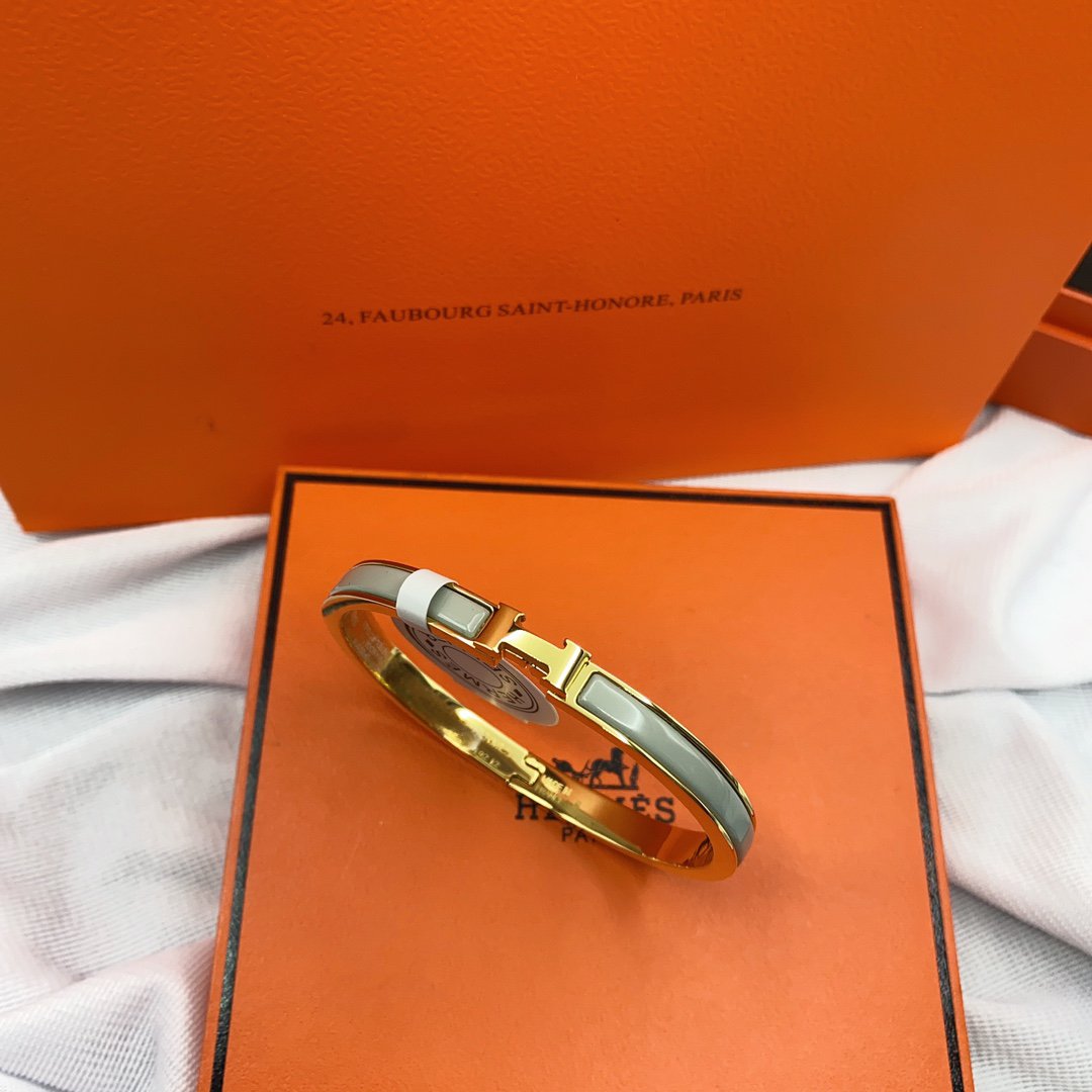 [RAFFINE]CLASSIC HM CLIC GREEN 8MM ENAMEL BRACELET