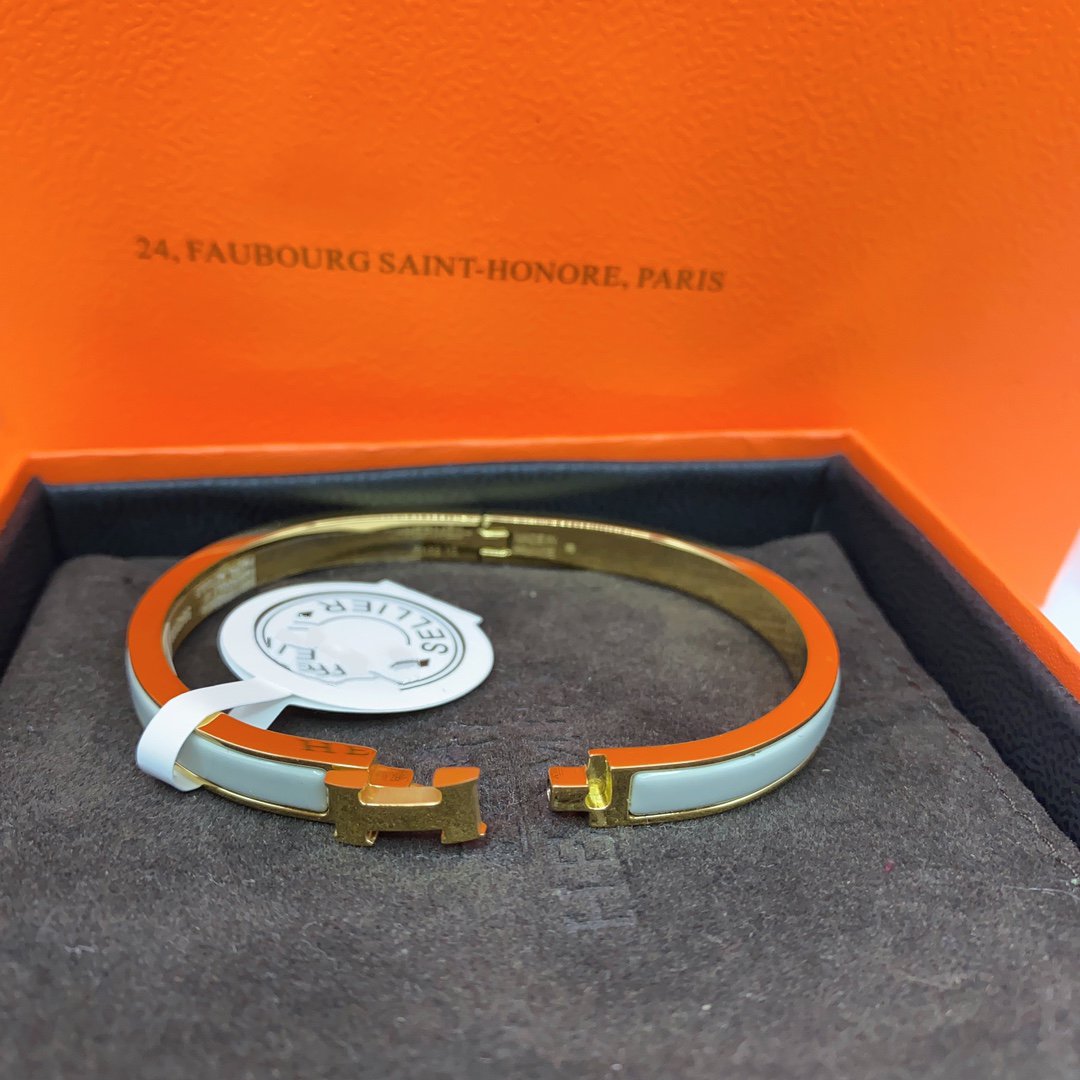 [RAFFINE]CLASSIC HM CLIC GREEN 8MM ENAMEL BRACELET