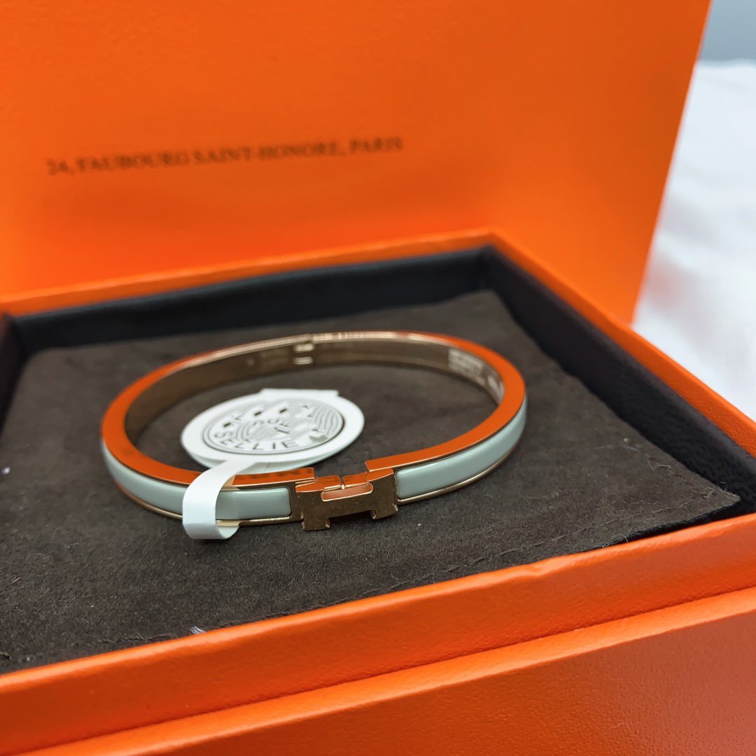 [RAFFINE]CLASSIC HM CLIC GREEN 8MM ENAMEL BRACELET