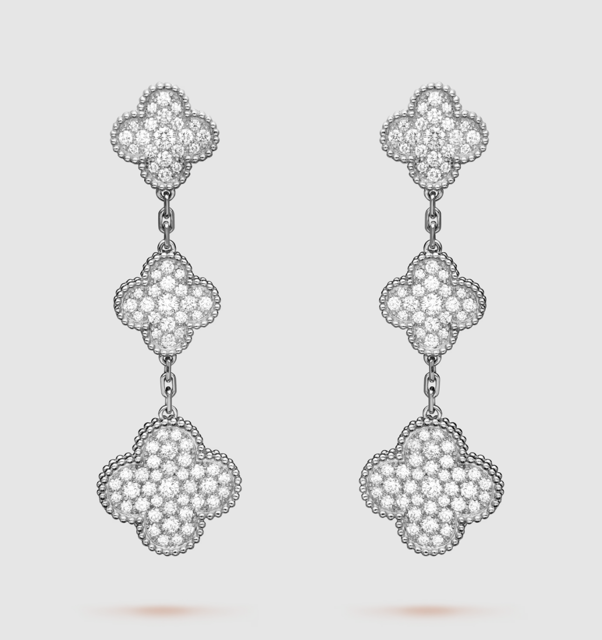 [RAFFINE] PENDIENTES DE PLATA CON 3 MOTIVOS DE TRÉBOL Y DIAMANTES
