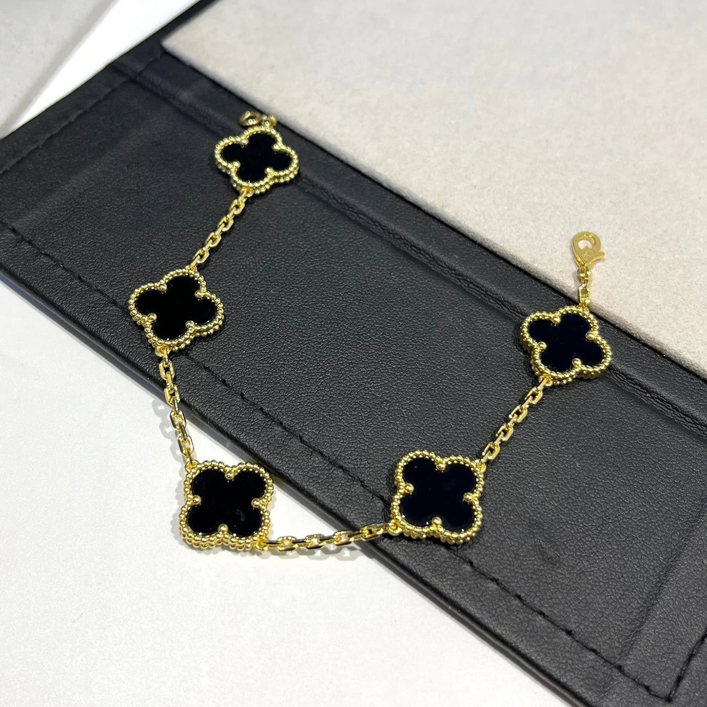 [RAFFINE]CLOVER  5 MOTIFS BLACK ONYX BRACELET
