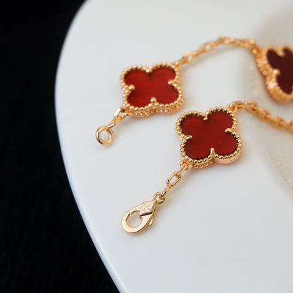 [RAFFINE]CLOVER 5 MOTIFS RED AGATE  BRACELET