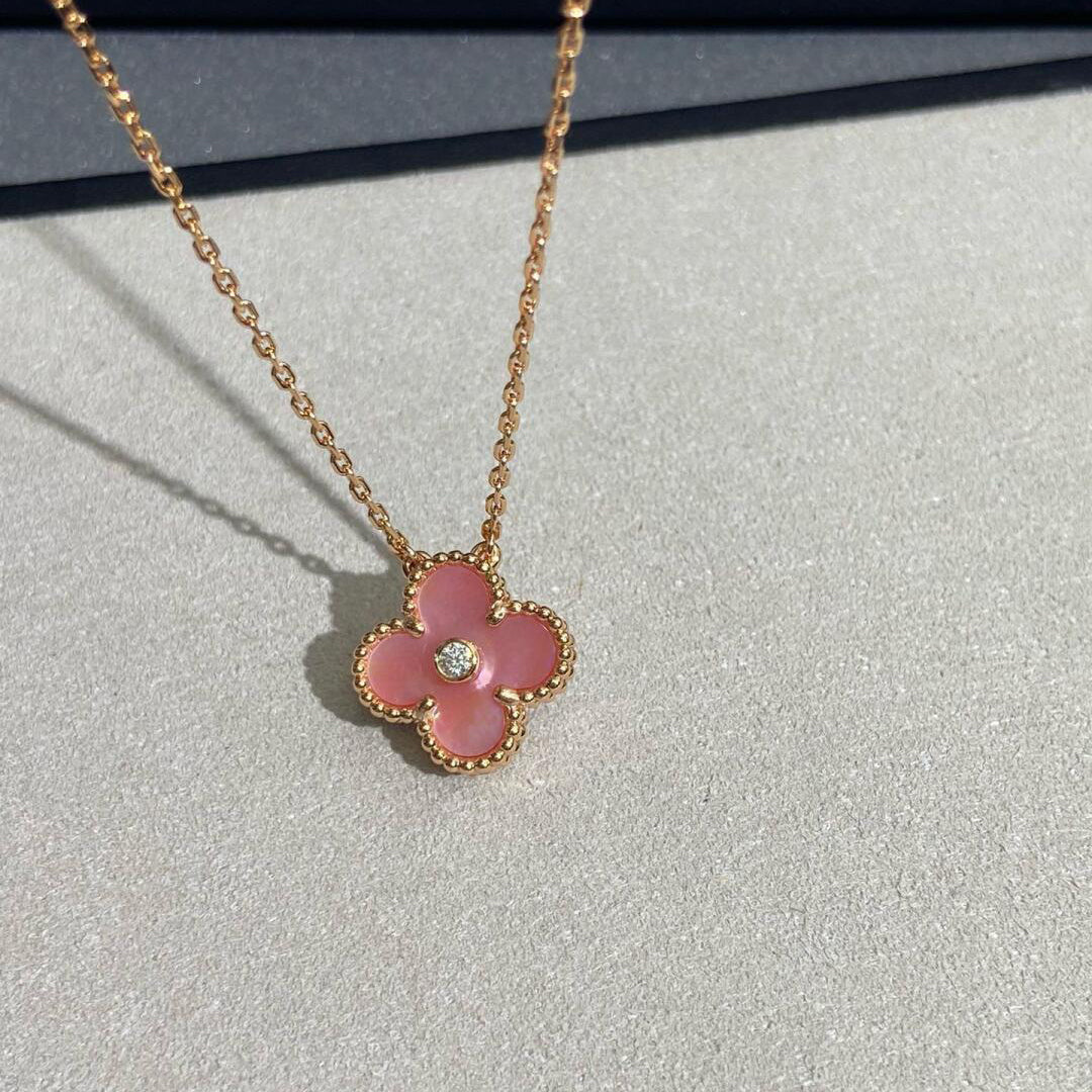 [RAFFINE]CLOVER 15MM DIAMOND PINK MOP NECKLACE