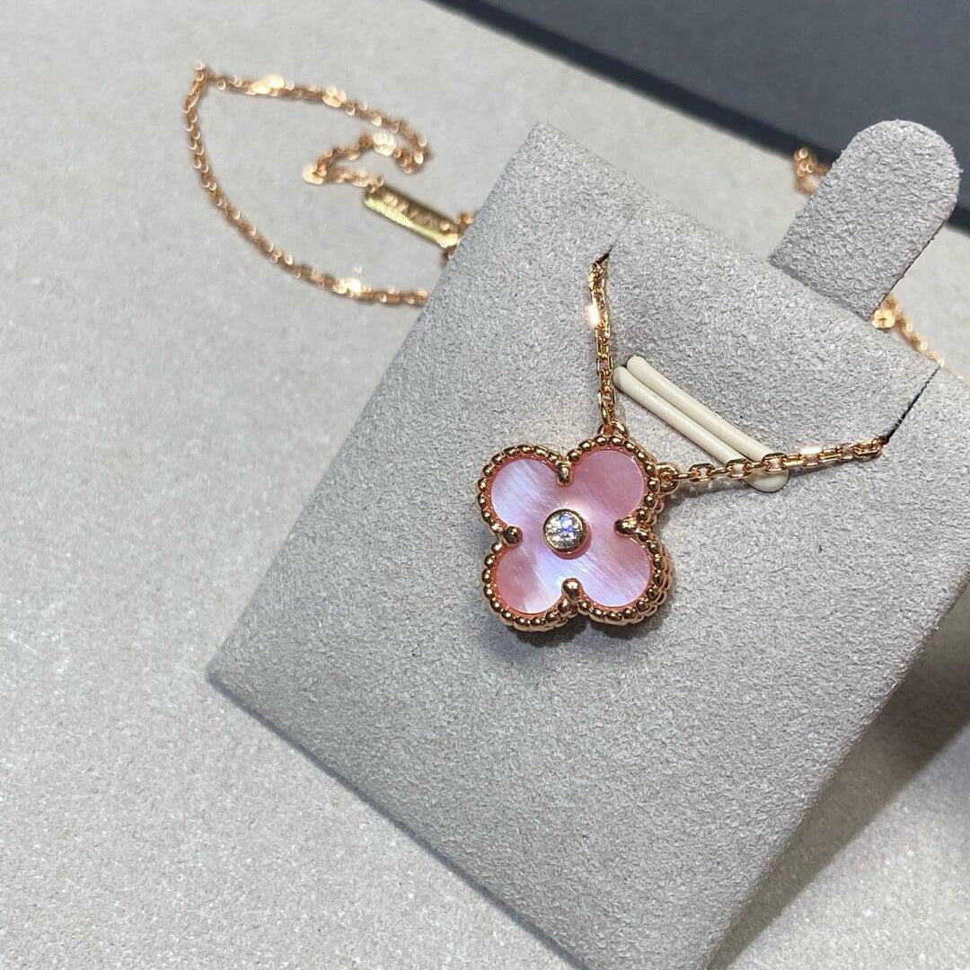 [RAFFINE]CLOVER 15MM DIAMOND PINK MOP NECKLACE