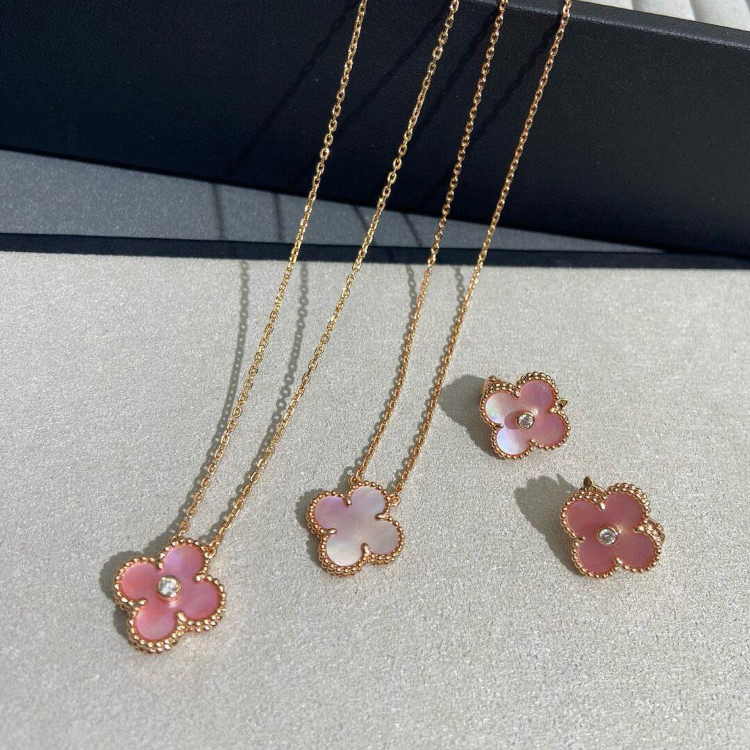 [RAFFINE]CLOVER MEDIUM 1 DIAMOND PINK EARRINGS