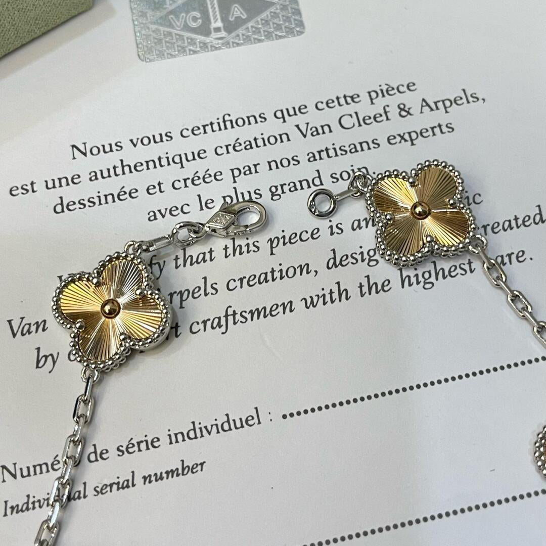 [RAFFINE]CLOVER  5 MOTIFS  CHRISTMAS LIMITED EDITION BRACELET