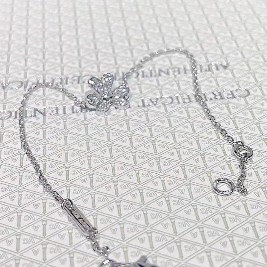 [RAFFINE]FRIVOLE SILVER FLOWER DIAMOND BRACELET