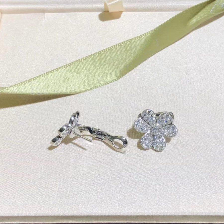 [RAFFINE]FRIVOLE SILVER FLOWER DIAMOND EARRINGS
