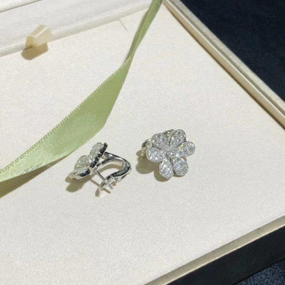 [RAFFINE]FRIVOLE SILVER FLOWER DIAMOND EARRINGS