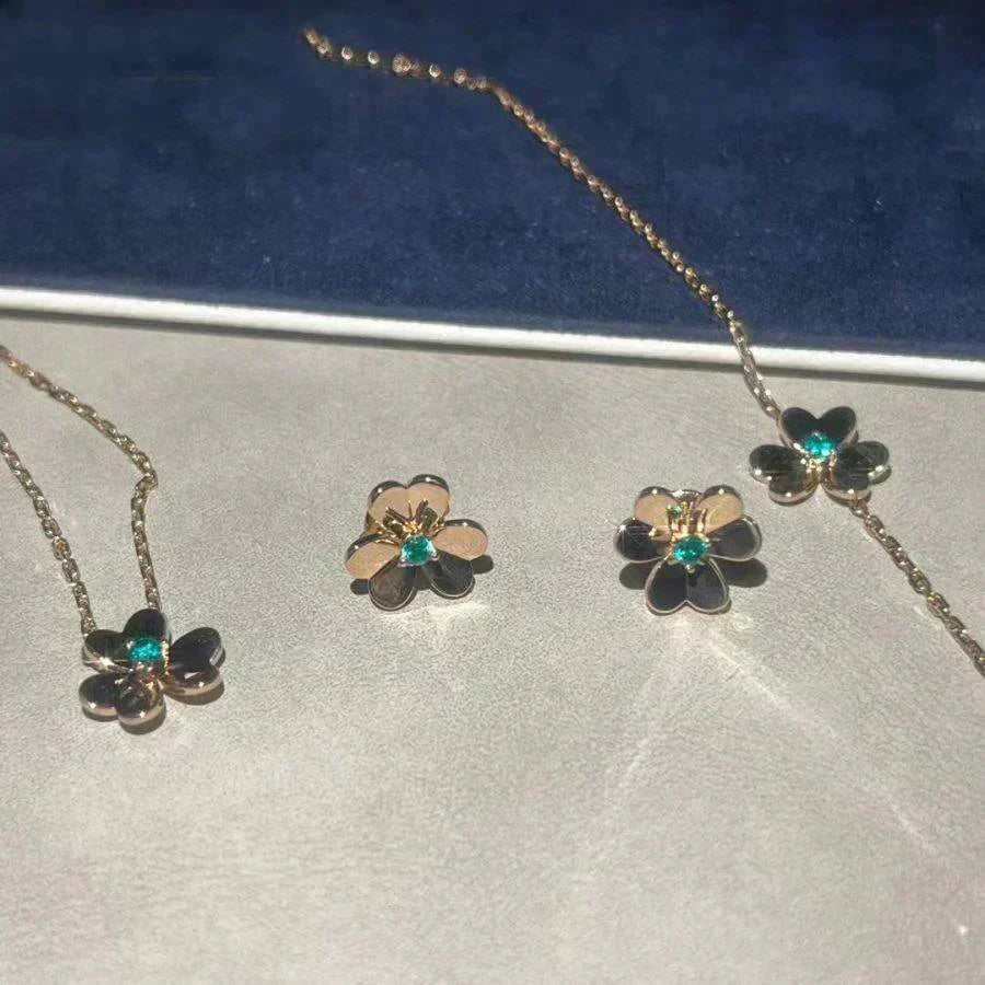 [RAFFINE]PENDIENTES DE MALAQUITA CON FLOR FRÍVULA