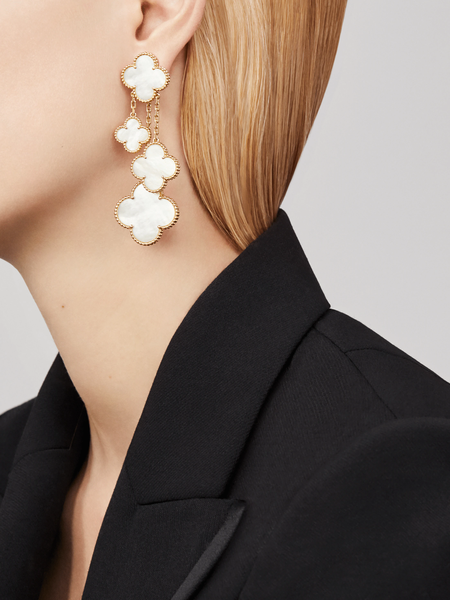[RAFFINE]CLOVER EARRINGS WHITE MOP 4 MOTIFS GOLD